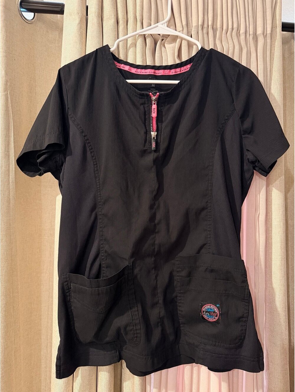 Koi lite scrub top